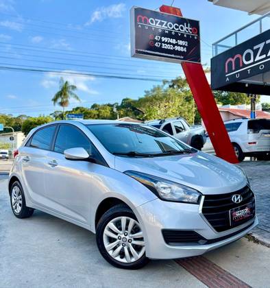 HYUNDAI HB20 1.0 COMFORT PLUS 12V FLEX 4P MANUAL
